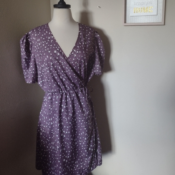 SHEIN Dresses & Skirts - SheIn Curve purple wrap dress size 1XL